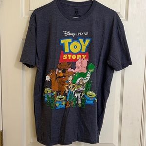 Disney Pixar Tot Story shirt XL